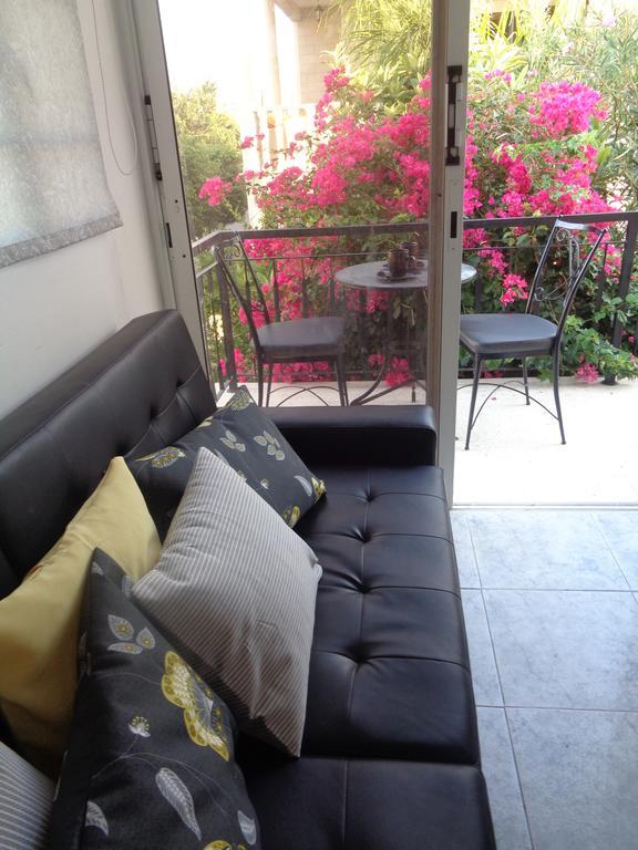 Irene'S Apartments Limassol Szoba fotó