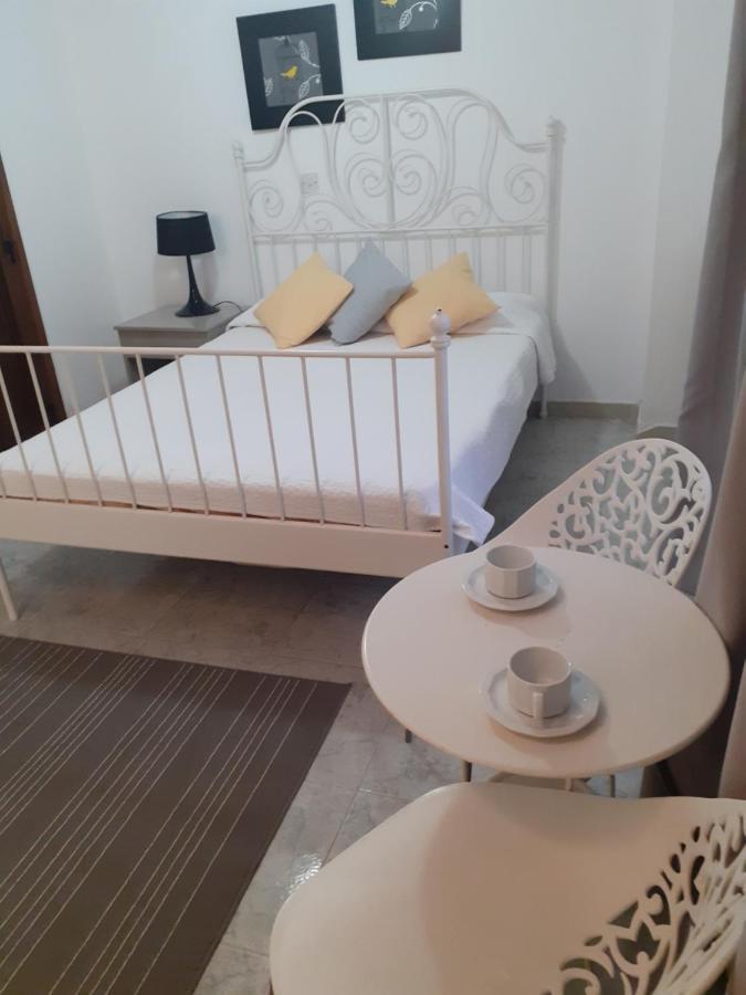 Irene'S Apartments Limassol Kültér fotó